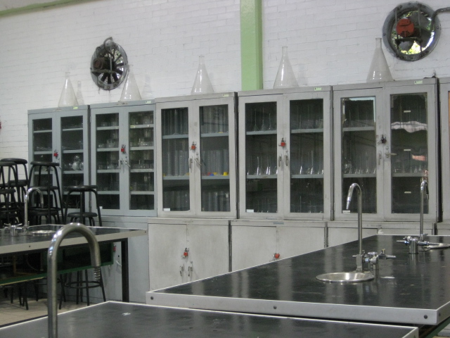 Laboratorio de Química 1 - Foto 4