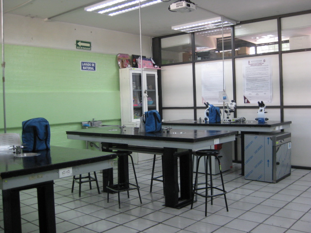 Laboratorio Biología Foto 2