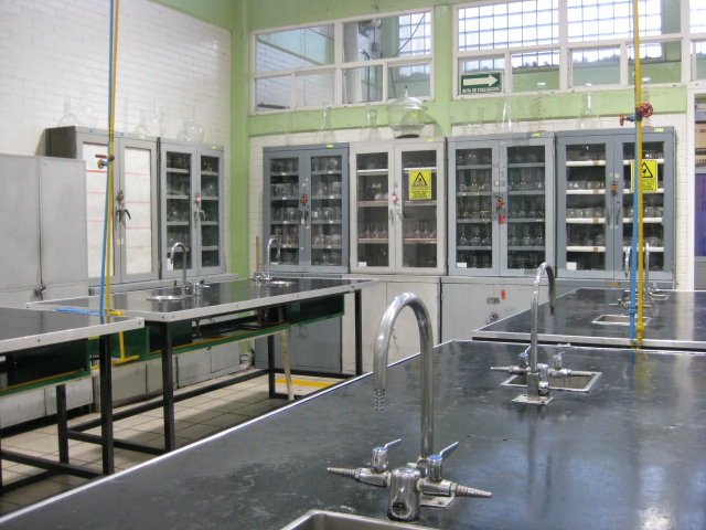 Laboratorio de Química 2 - Foto 2