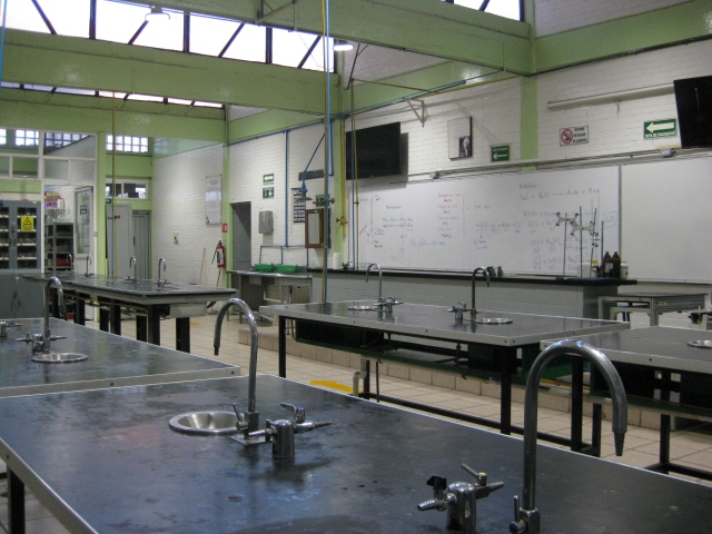 Laboratorio de Química 2 - Foto 4