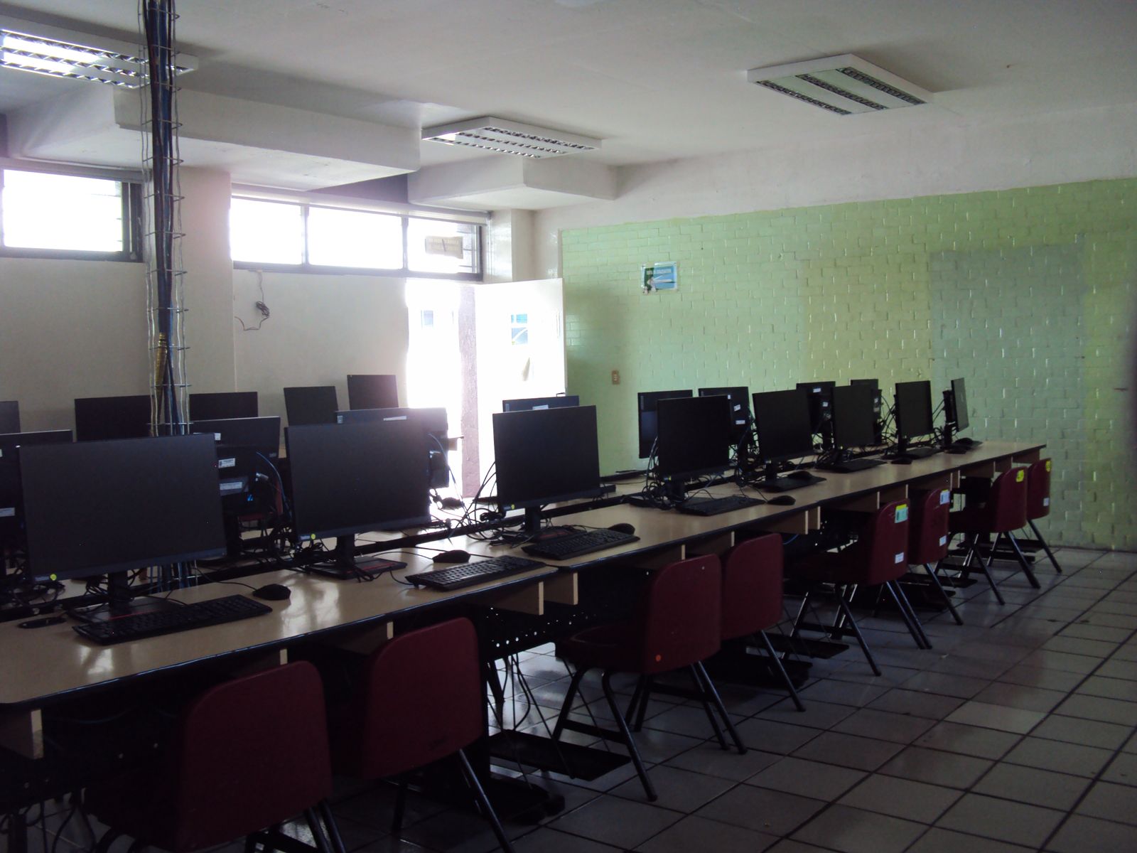 Laboratorio A - Foto 3