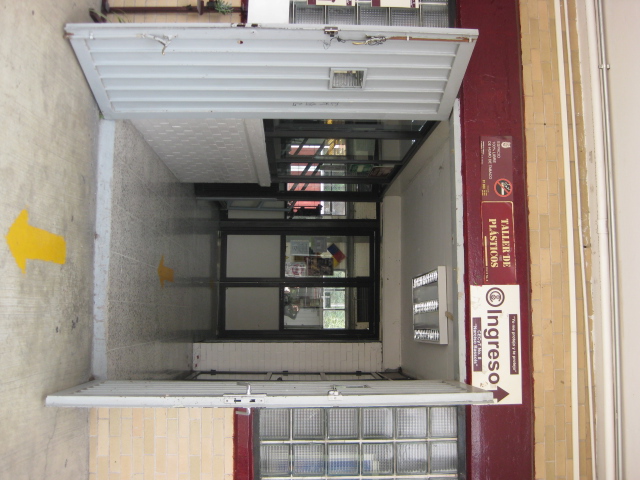 Taller de Plásticos - Foto 1