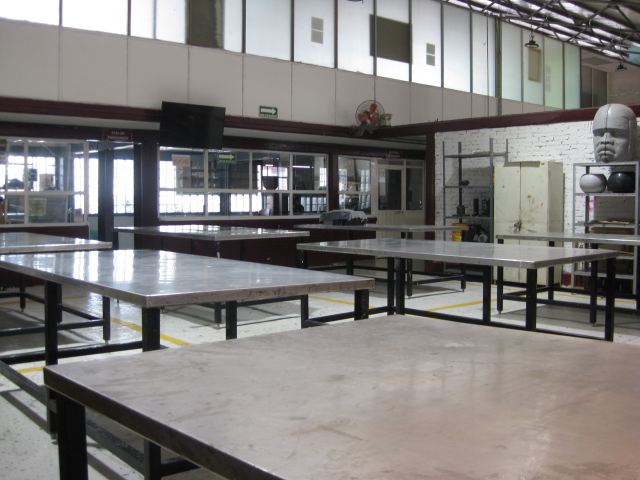 Taller de Plásticos - Foto 6